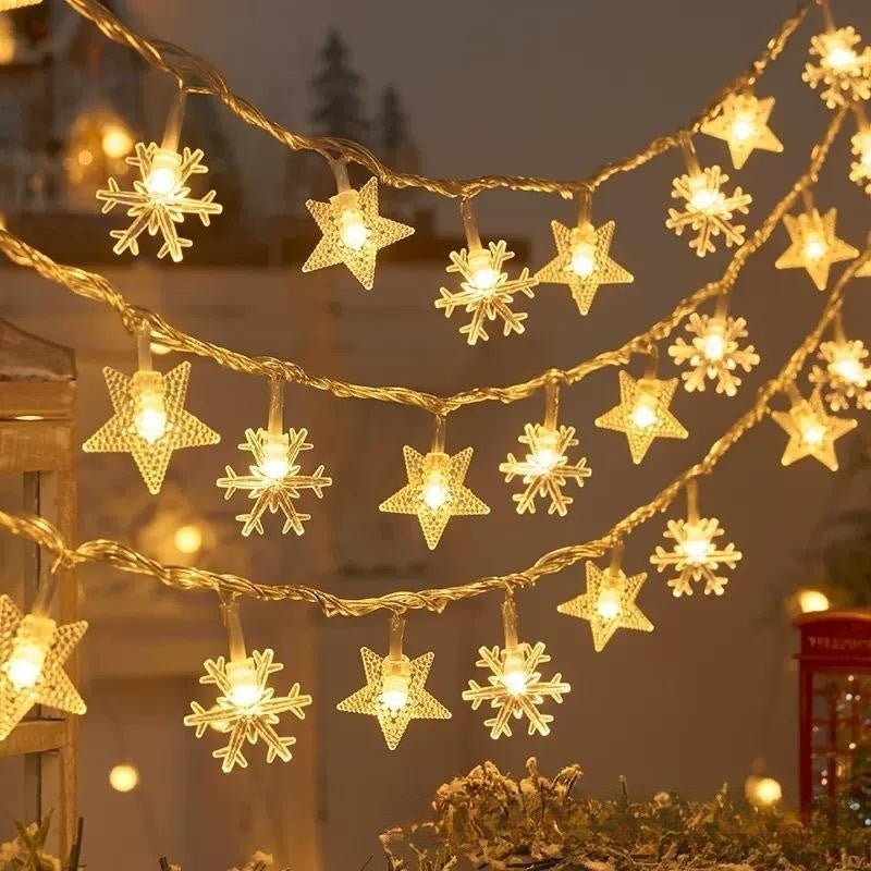 The Instant Ambiance LED Snowflake String Lights - 3 Meter Battery Operated